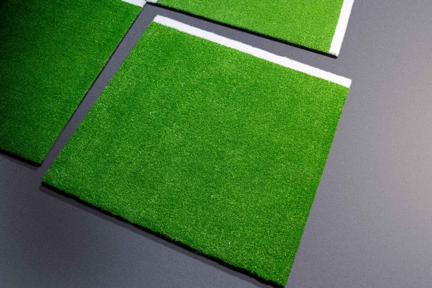 30mm Green Premium Sled Track Turf Tile 1x1m with Line Markings - Image 5