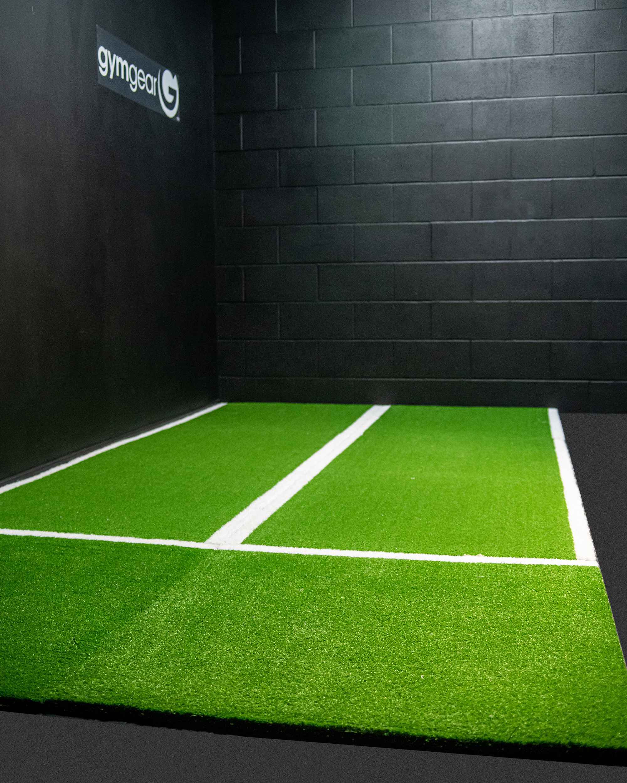 30mm Green Premium Sled Track Turf Tile 1x1m with Line Markings - Image 7