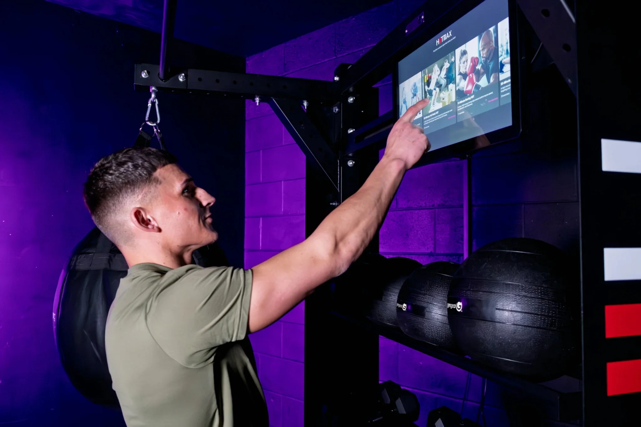 HIITMax Training Station with Screen & App - Image 10
