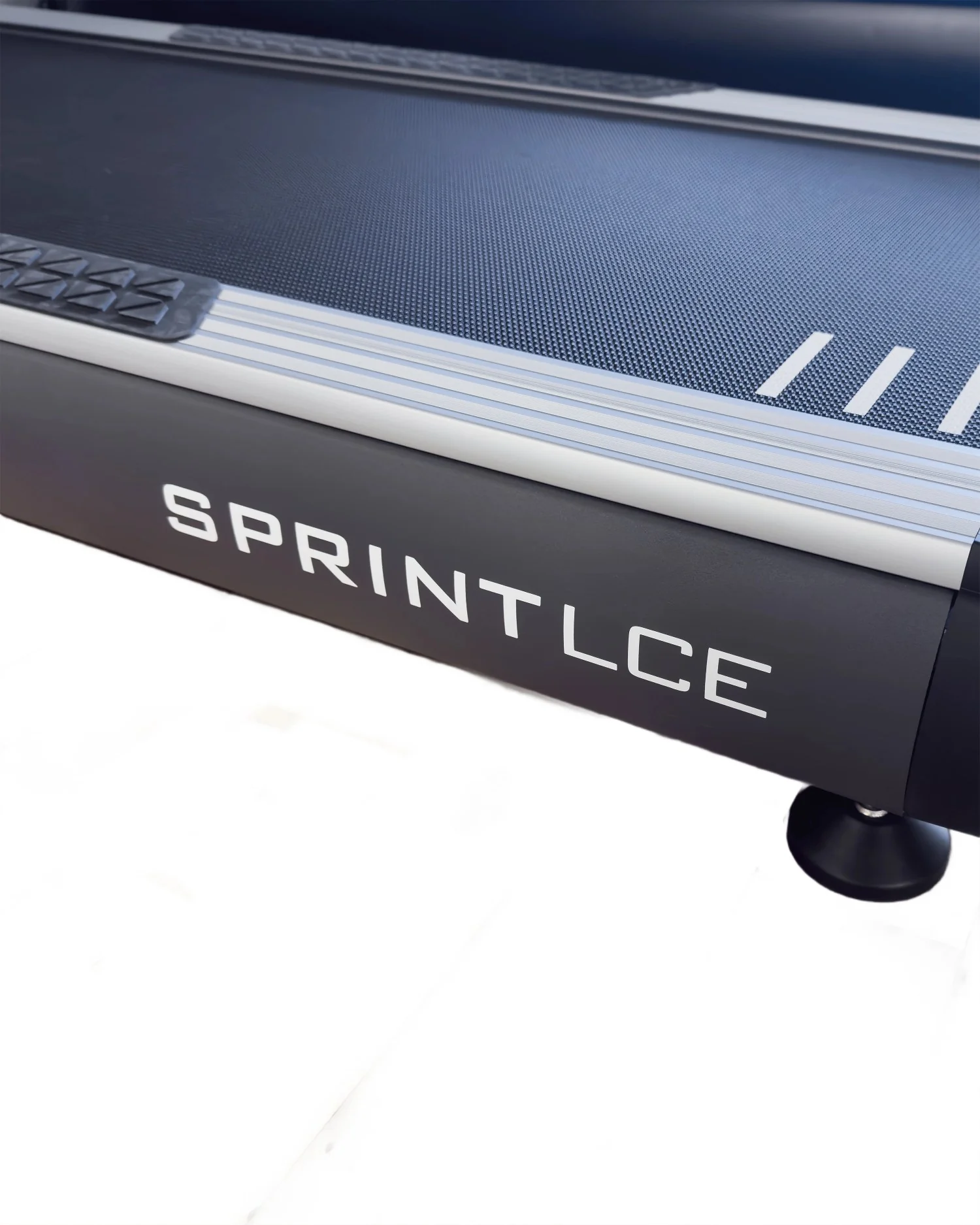 Sprint LCE Treadmill - Image 6